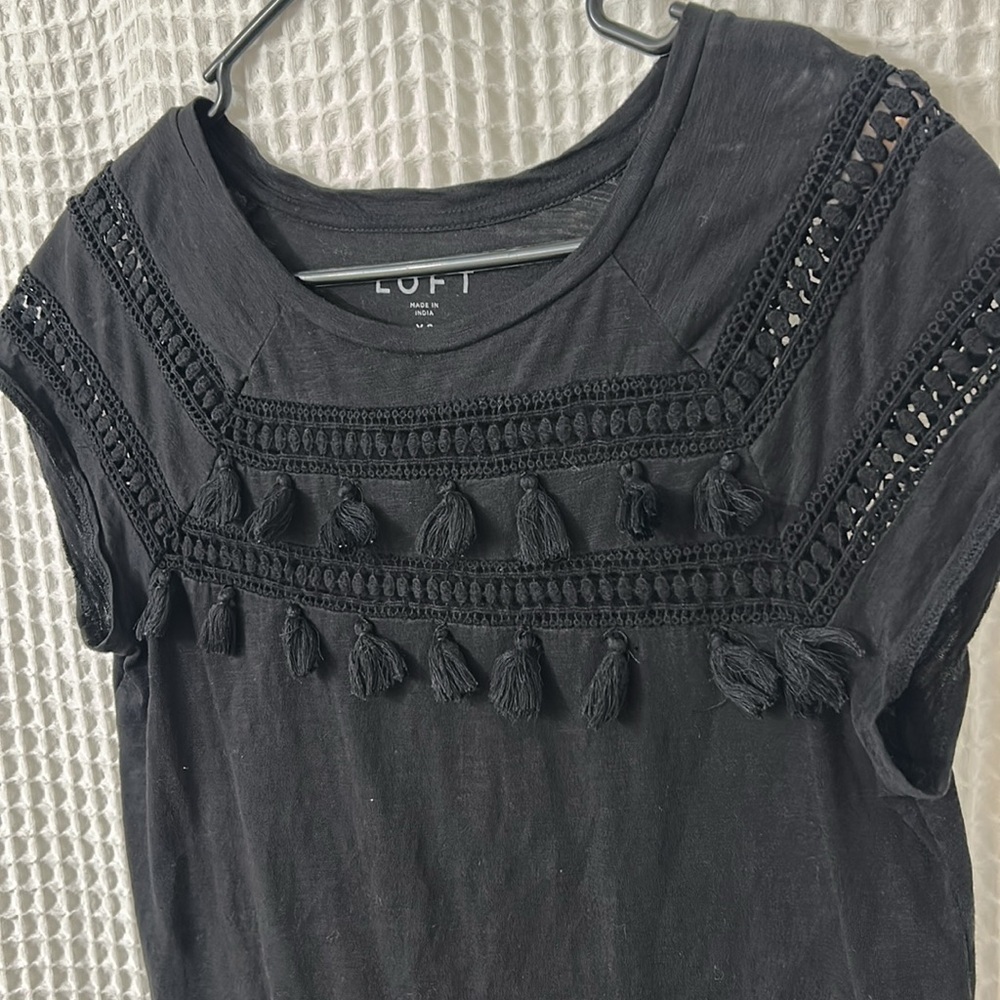 Loft Tassle Black Crewneck Cotton T-Shirt XS - Picture 2 of 5